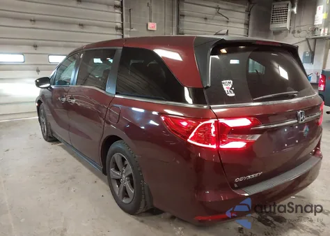 2021 Honda Odyssey Ex z USA, uszkodzony, nr VIN 5FNRL6H51MB007015